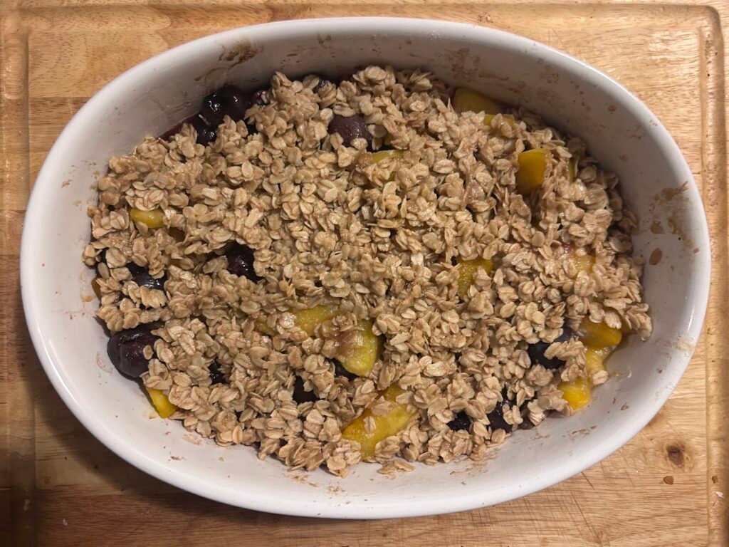 peach and cherry crumble